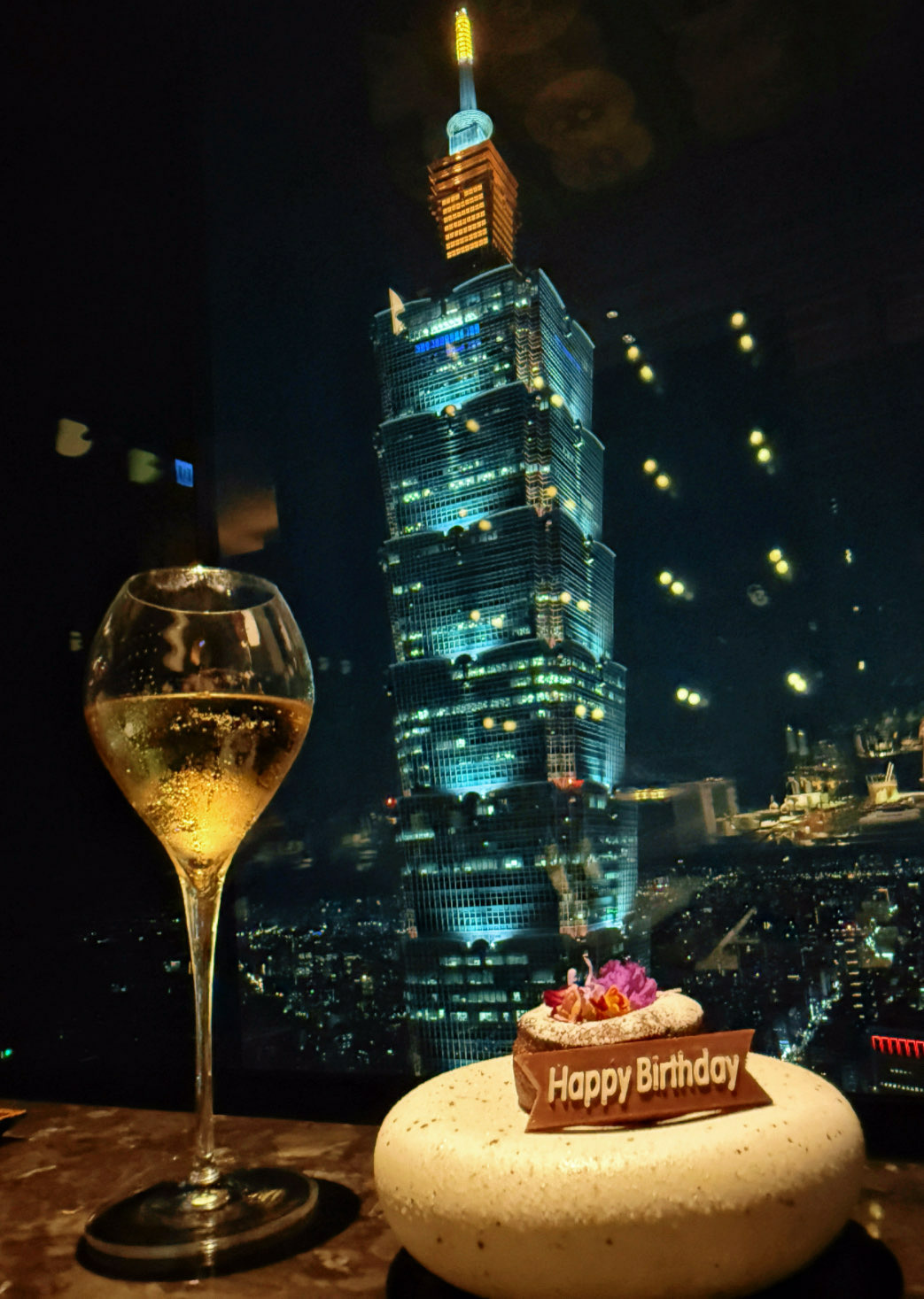 【信義區景觀餐廳推薦】全台最高燒肉懷石美饌!和牛47(微風南山47F) @YULIKO x 琇的異世界*｡ﾟ